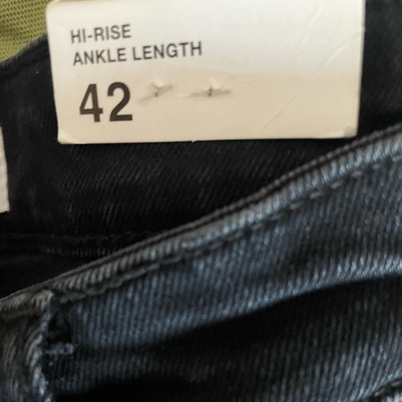 NWT Zara Vintage Skinny High Rise Ankle Jeans in Black. Size 10 - Picture 10 of 11